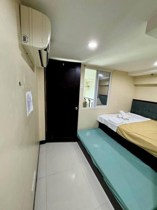 3-br Unit In The Center Of Apartment Cebu