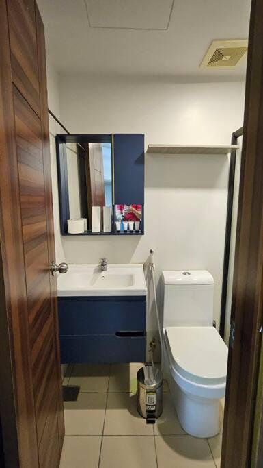Says Bedsit Cebu