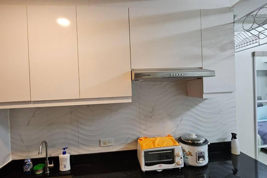 Says Bedsit Apartment