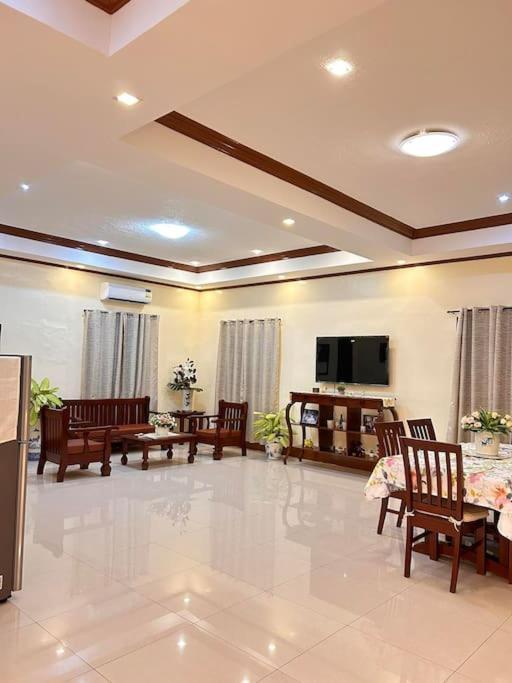 Caliah Homes Bahay bakasyunan *