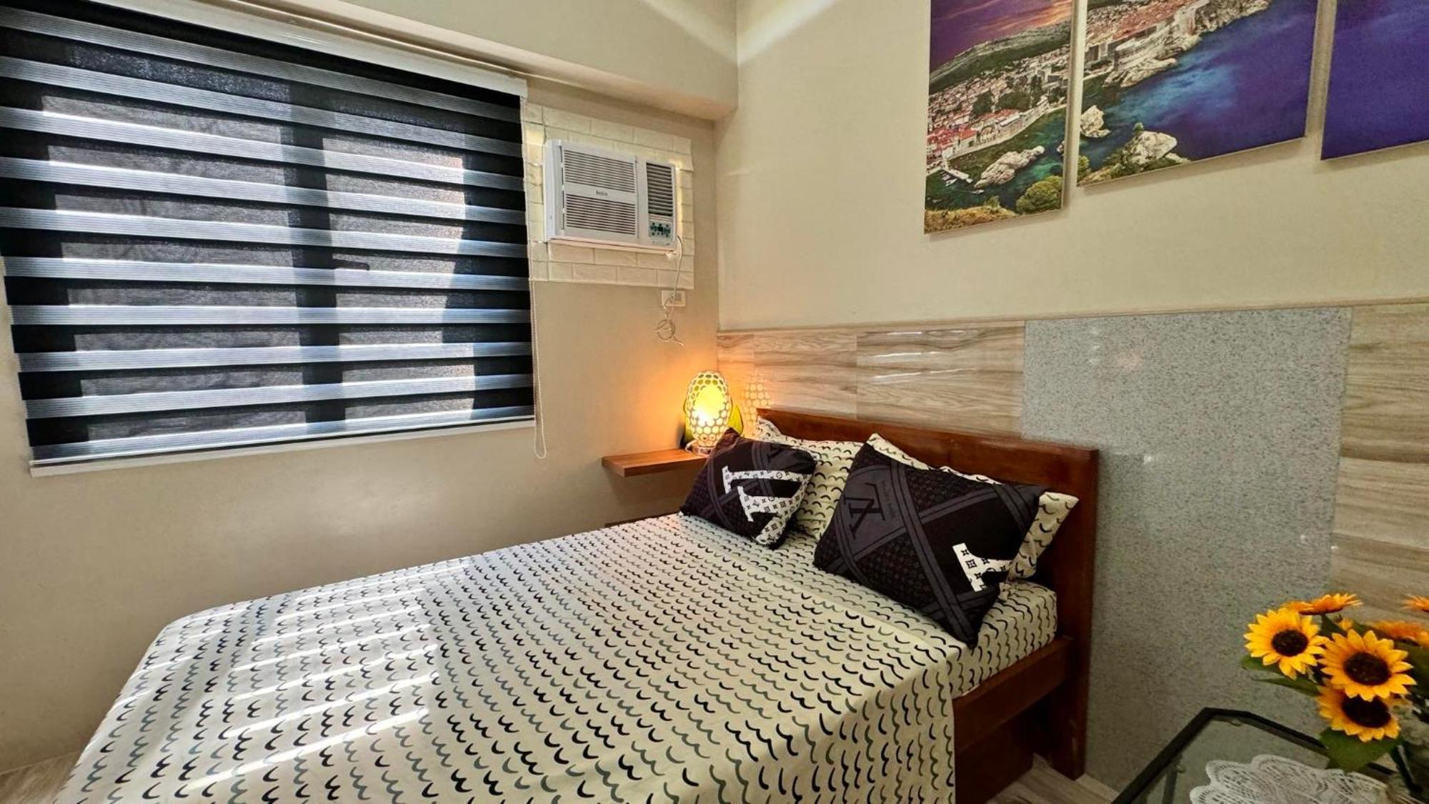 Across Sm Sunvida Tower Unit Bed & Breakfast Cebu