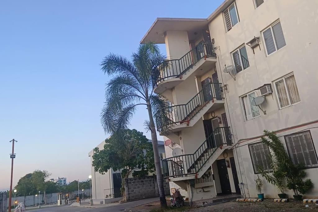 Jm's Lapu-lapu Apartment *