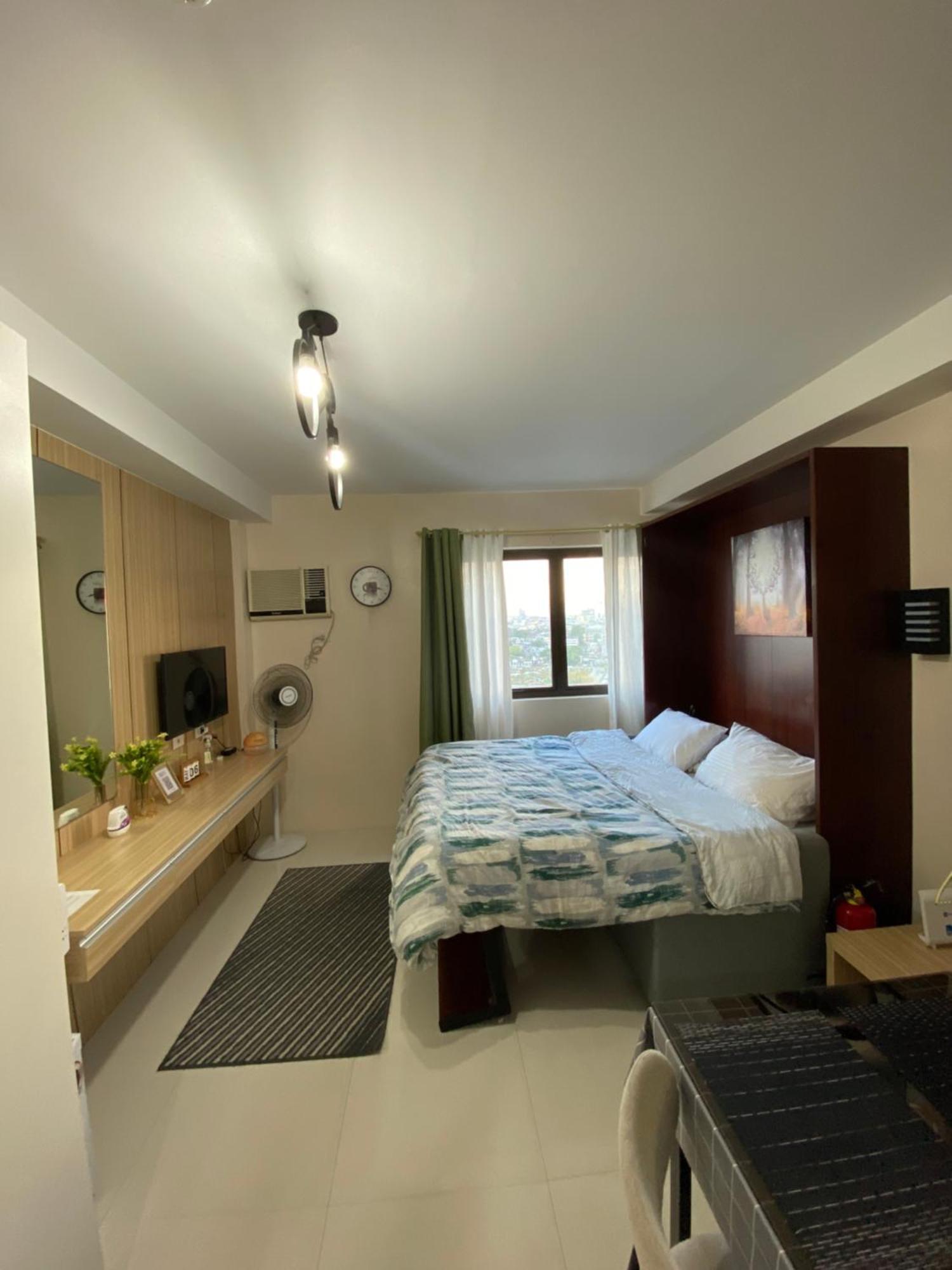 The Persimmon Condominium * Cebu