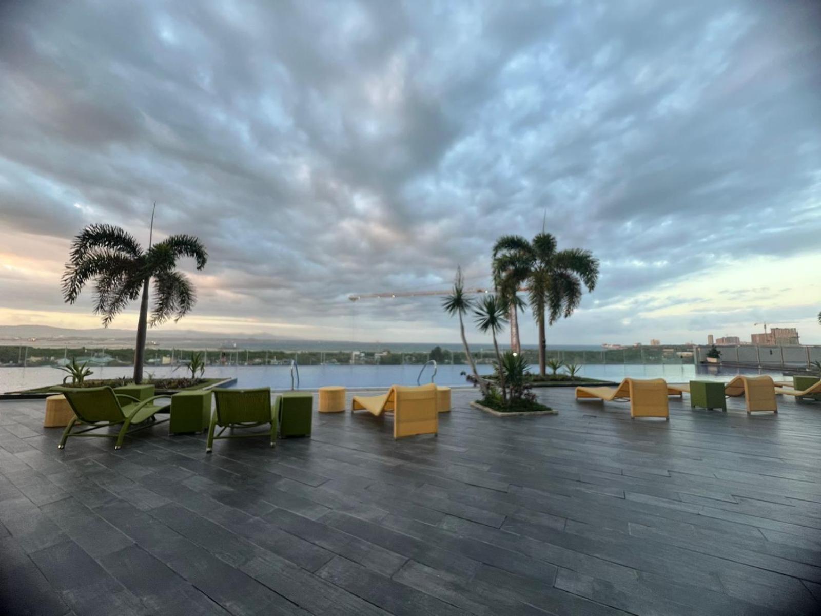 Seaview Mactan Newtown 1br With 2 Beds *