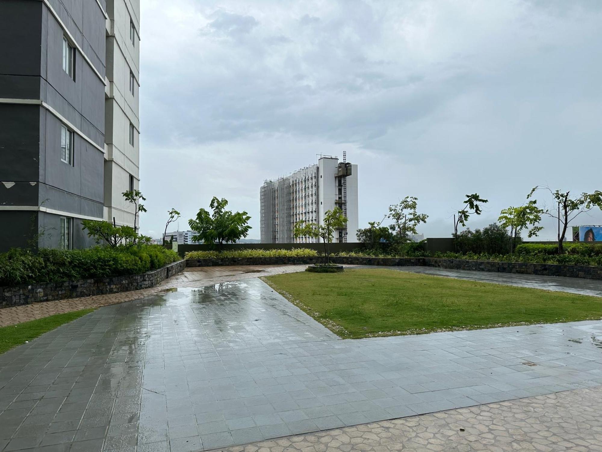 2302 Avida Riala 3 Apex Living *