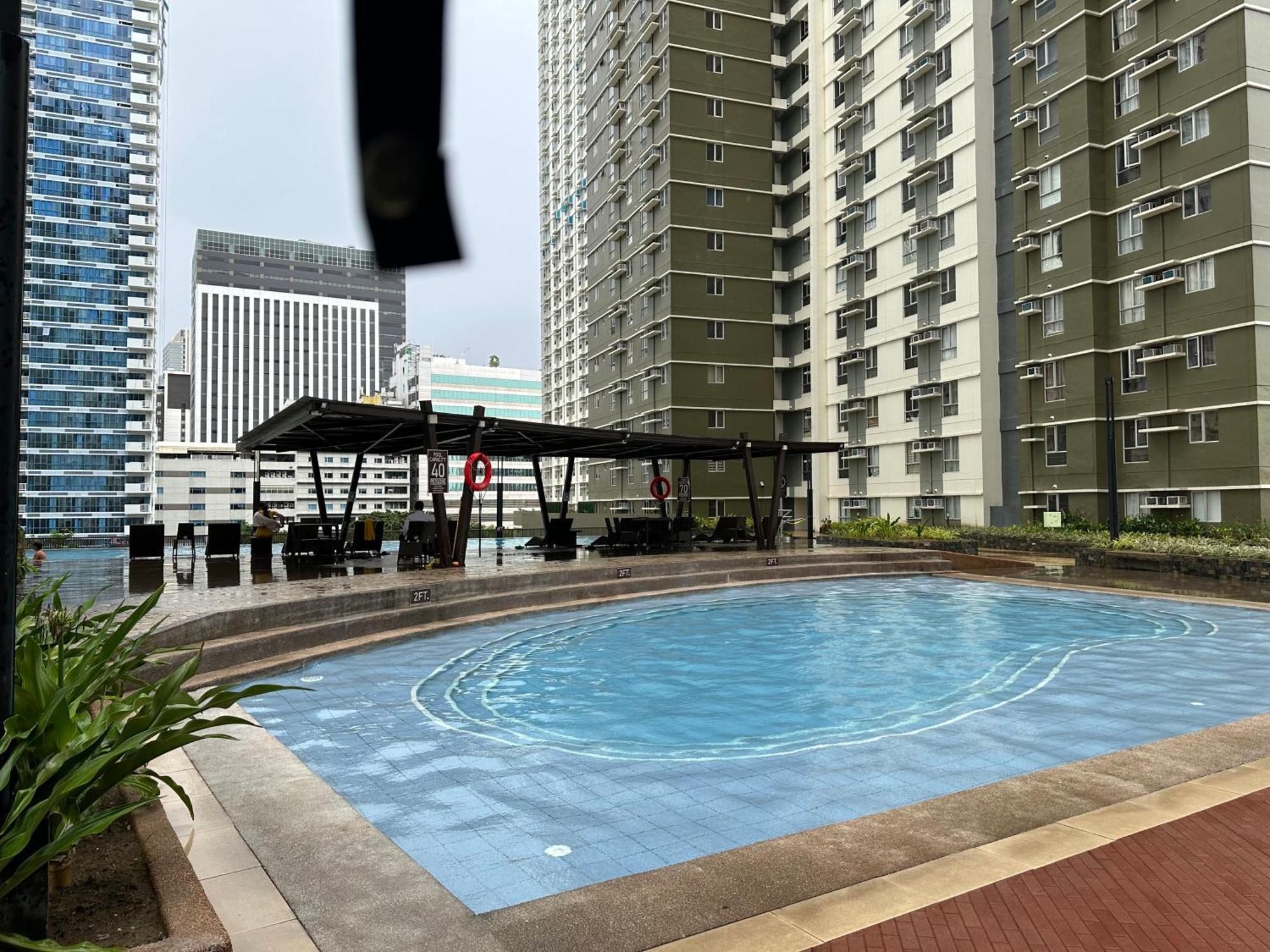 2302 Avida Riala 3 Apex Living *
