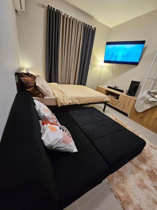 Apartment Warm And Cozy, Resort-like In Lapu-lapu, For As As 999, Near Airport *