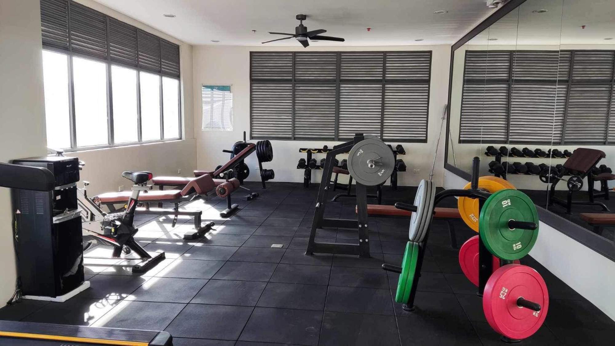 Be Residences Luxury Apartments, Ac, Pool, Gym *