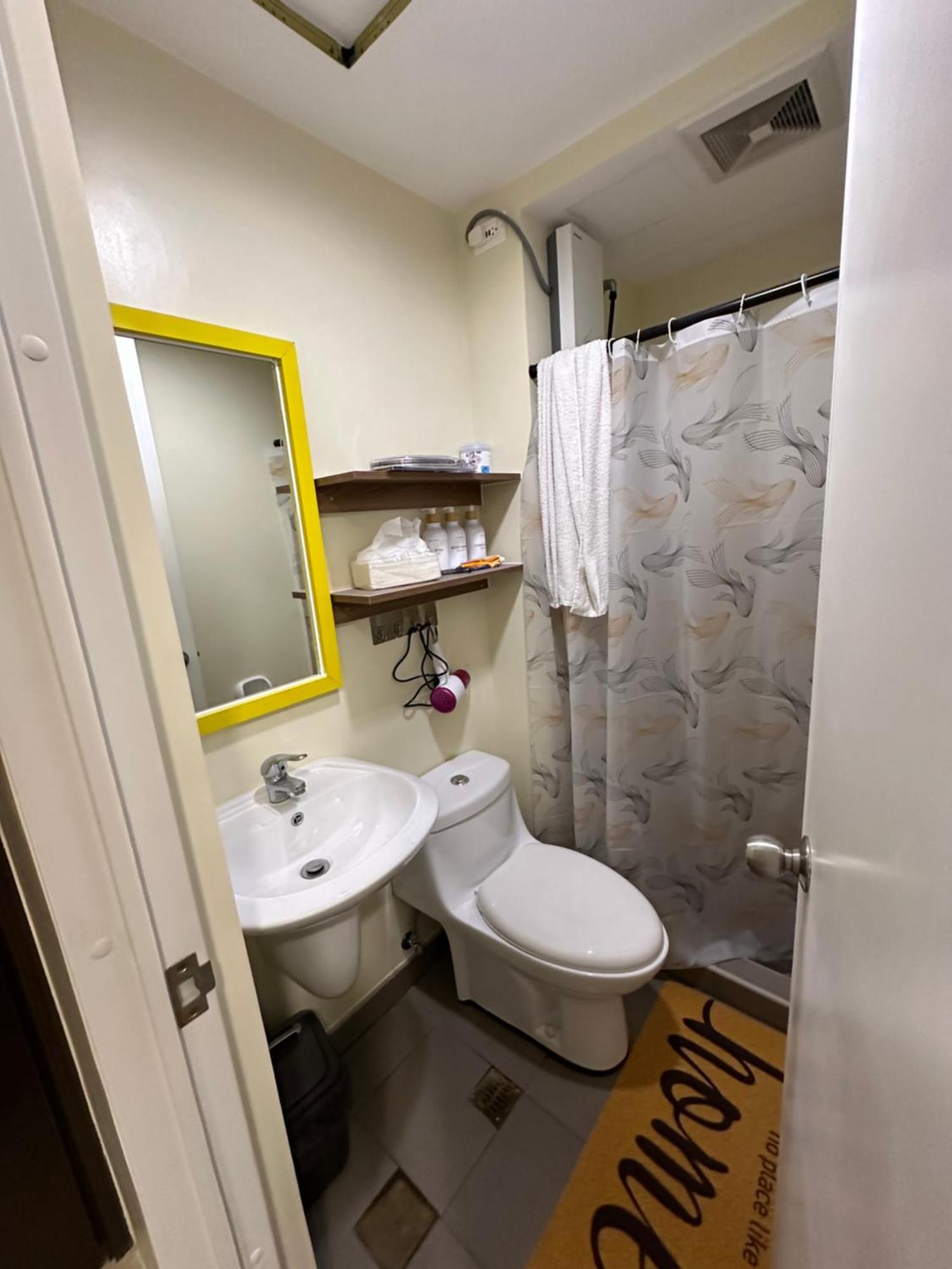 2302 Avida Riala 3 Apex Living *