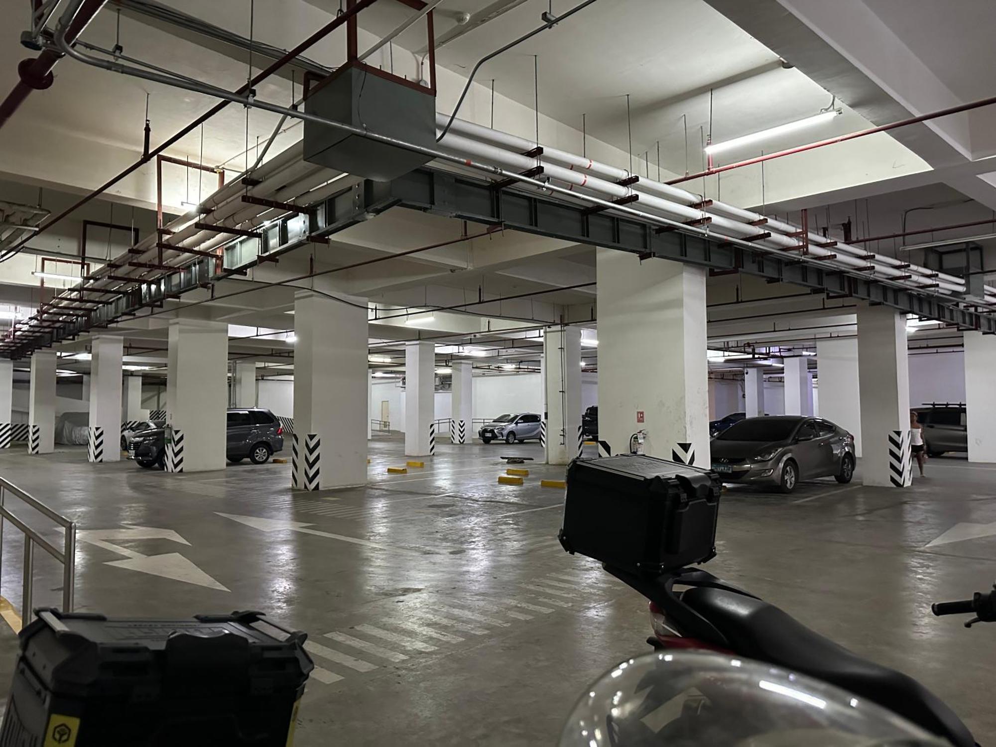 2302 Avida Riala 3 Apex Living *