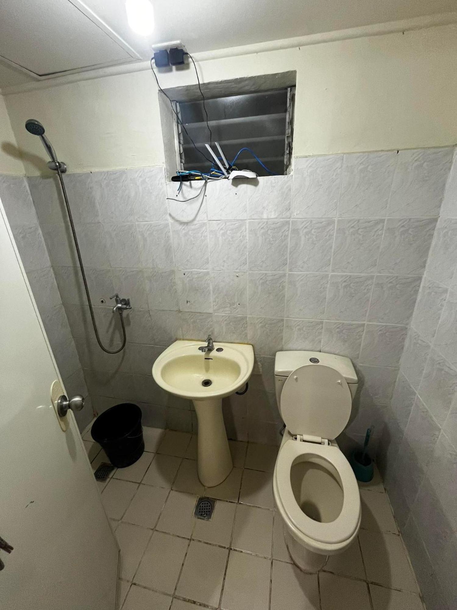 Flora's Place In Winland Towers Aparthotel *