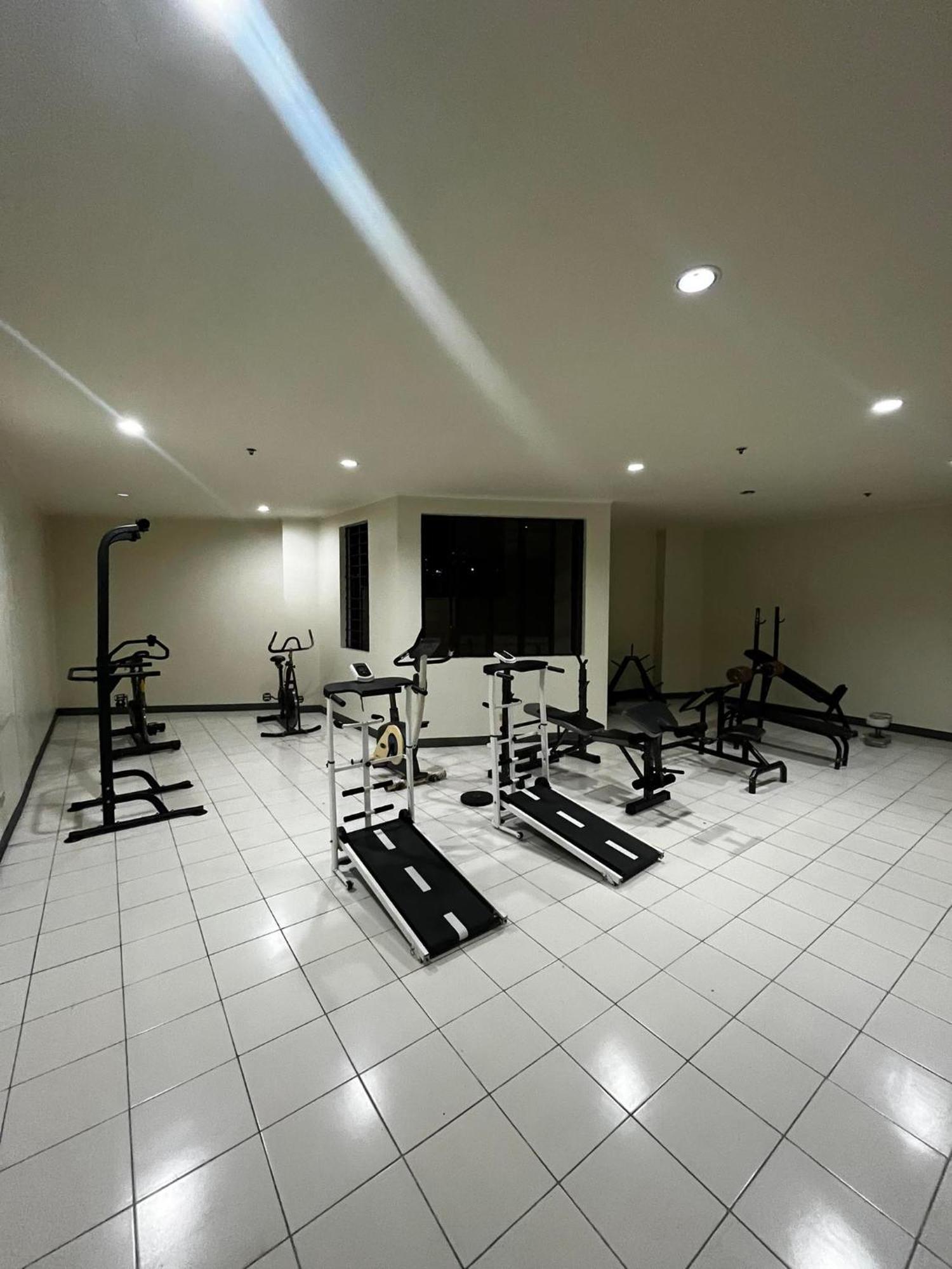 Aparthotel Flora's Place In Winland Towers *