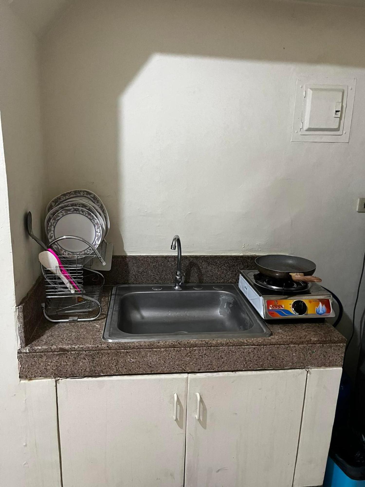 Flora's Place In Winland Towers