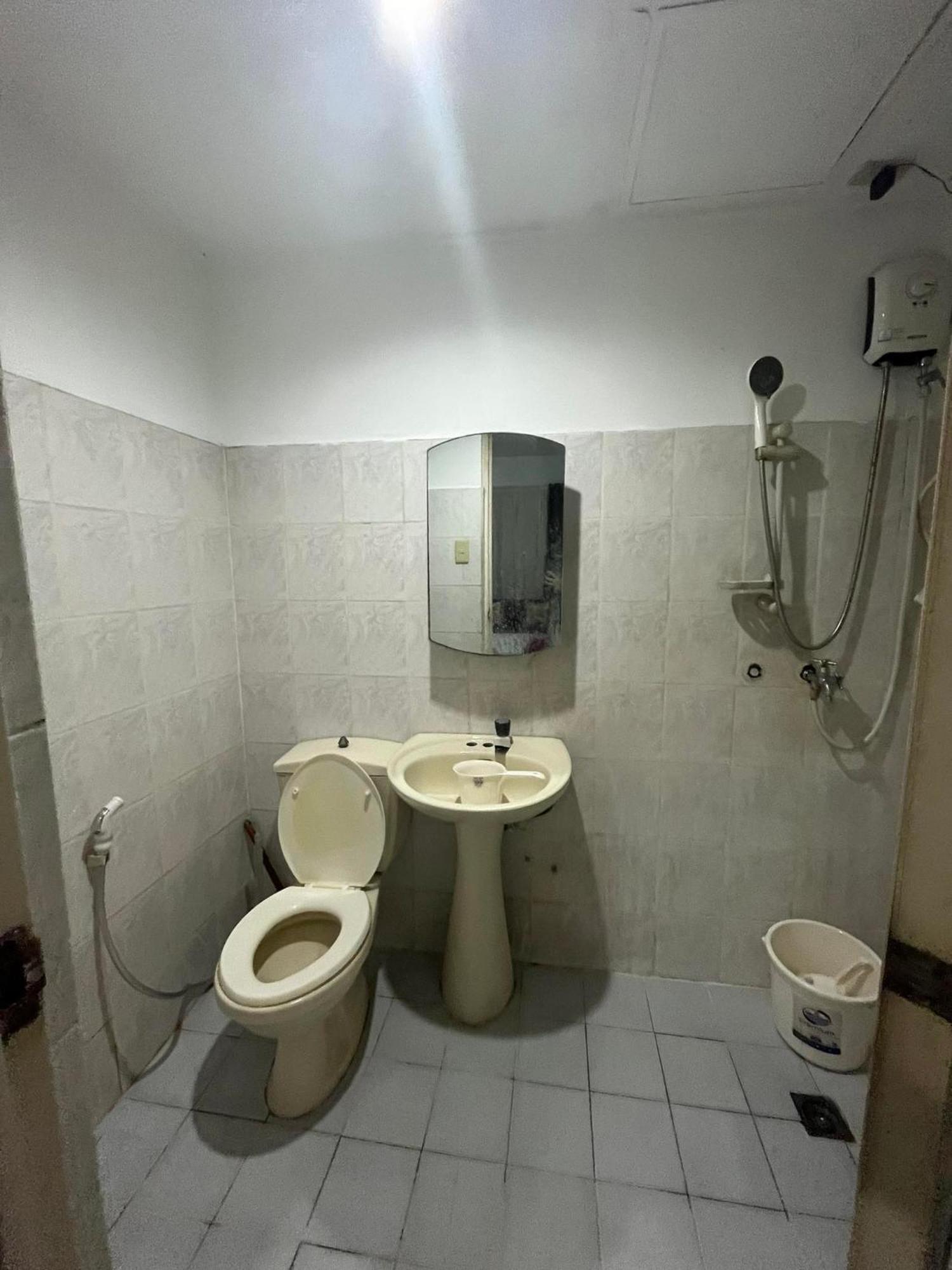 Flora's Place In Winland Towers * Cebu