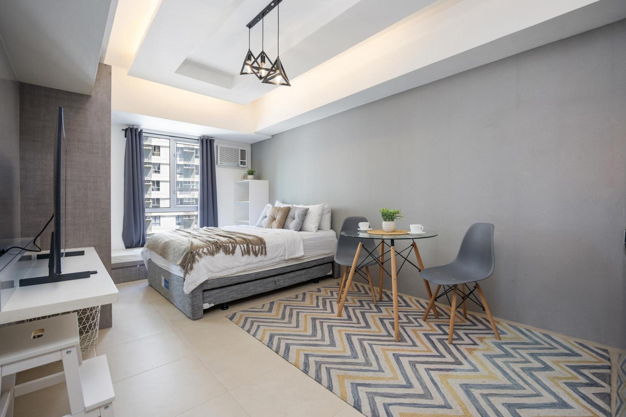 Furnished In Avida Towers Riala, It Park With Pool View, Fast Wifi, Netflix And Apartamento Cebu