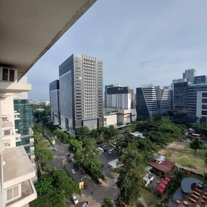 One Bedroom Unit Avida Tower 2, It Park *