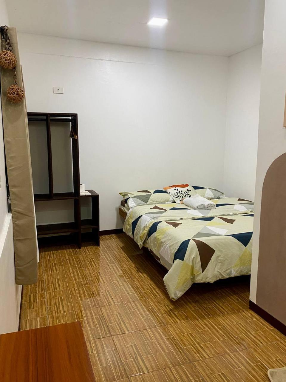 Topbudz Panagsama Couple Guest house Moalboal