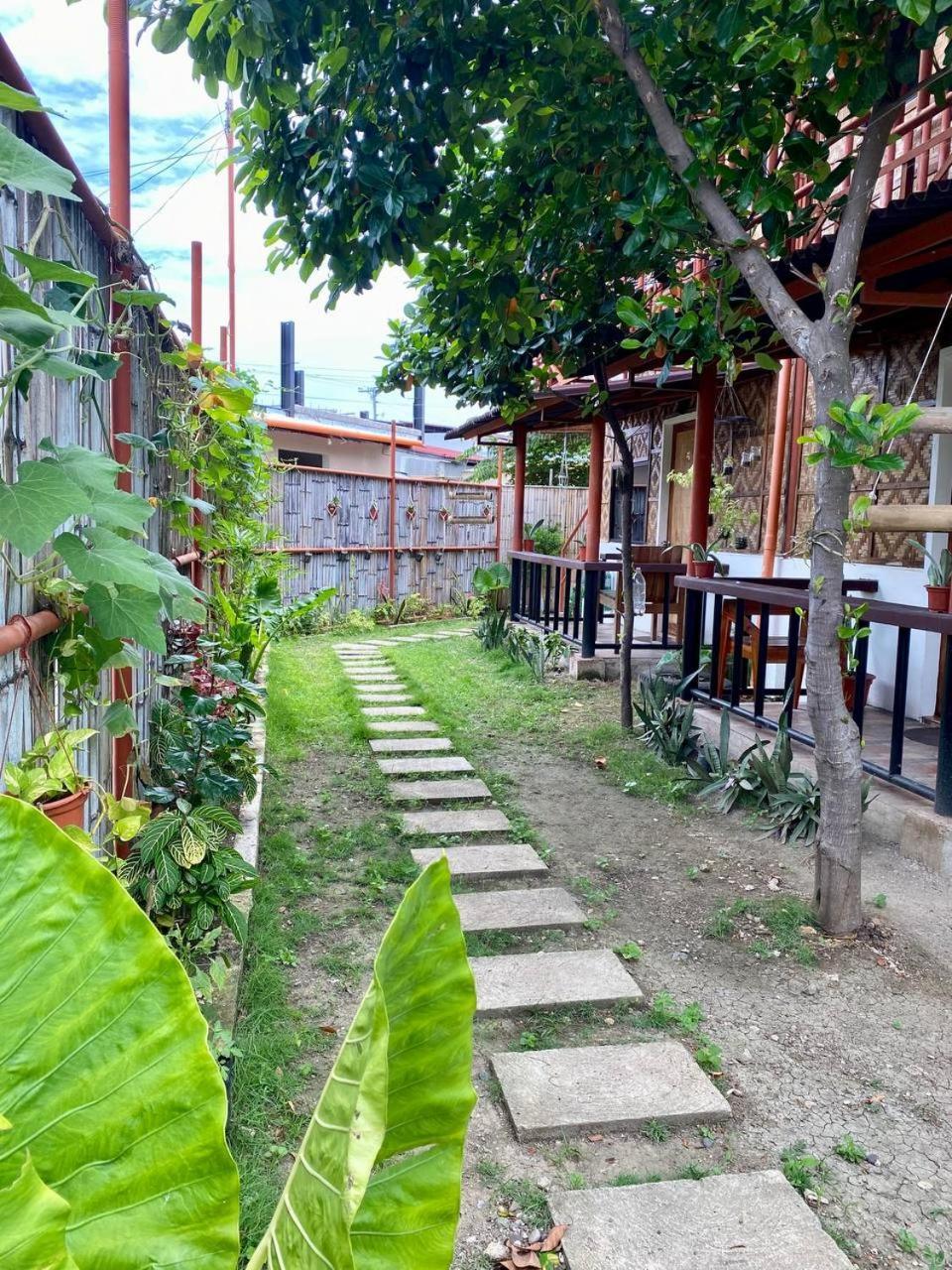 Guest house Topbudz Panagsama Couple *