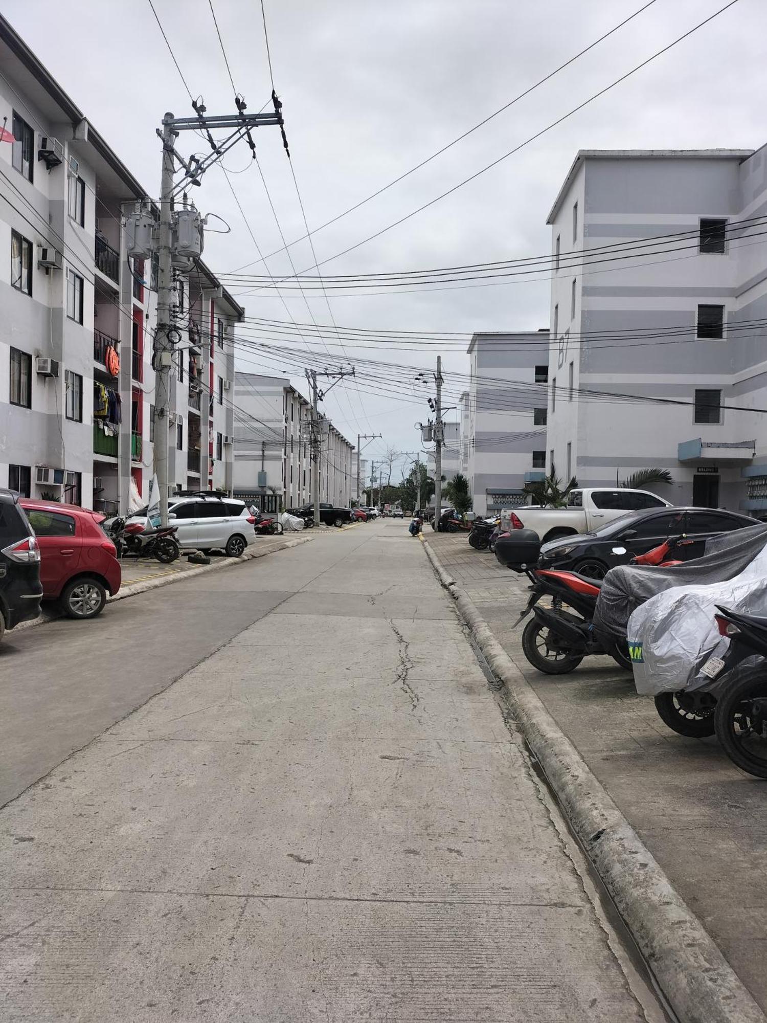 Cozy 2br Deca Homes Near Sm Jmall Aparthotel