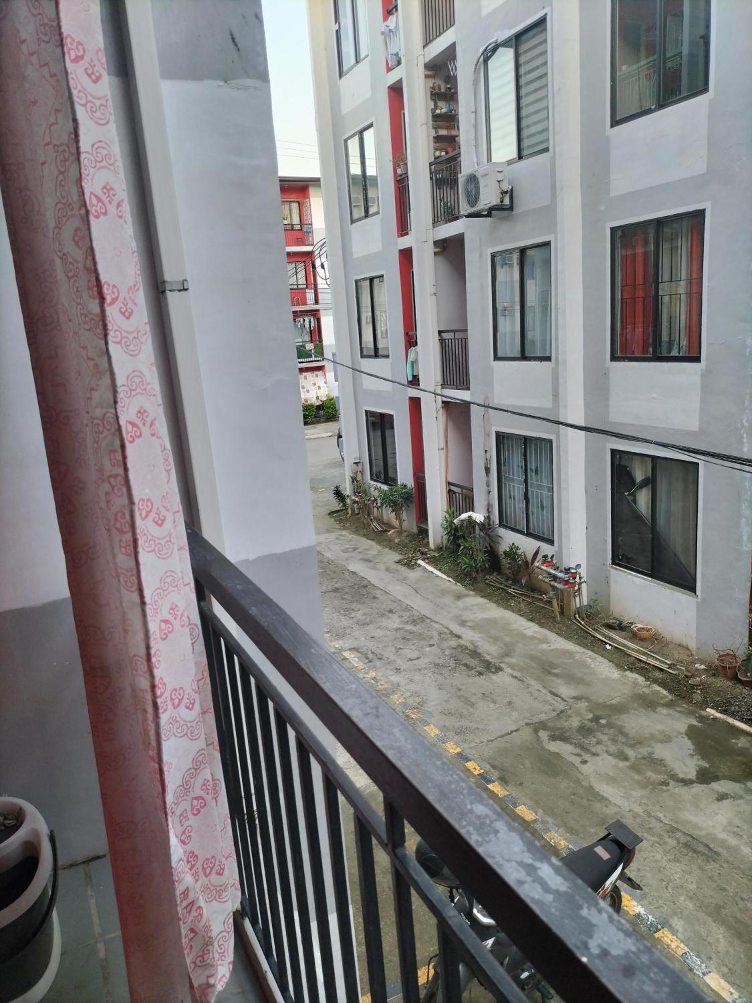 Cozy 2br Deca Homes Near Sm Jmall Aparthotel