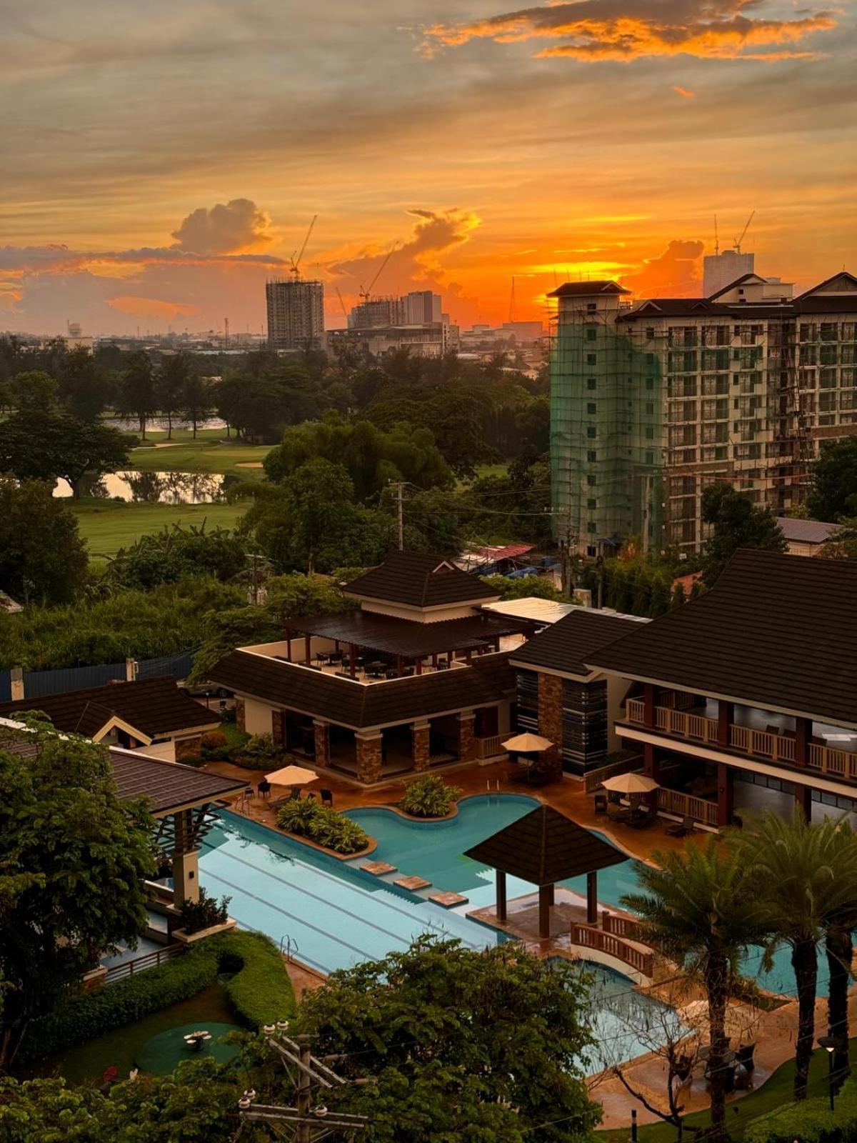 Our Oasis In Awaits Apartment *