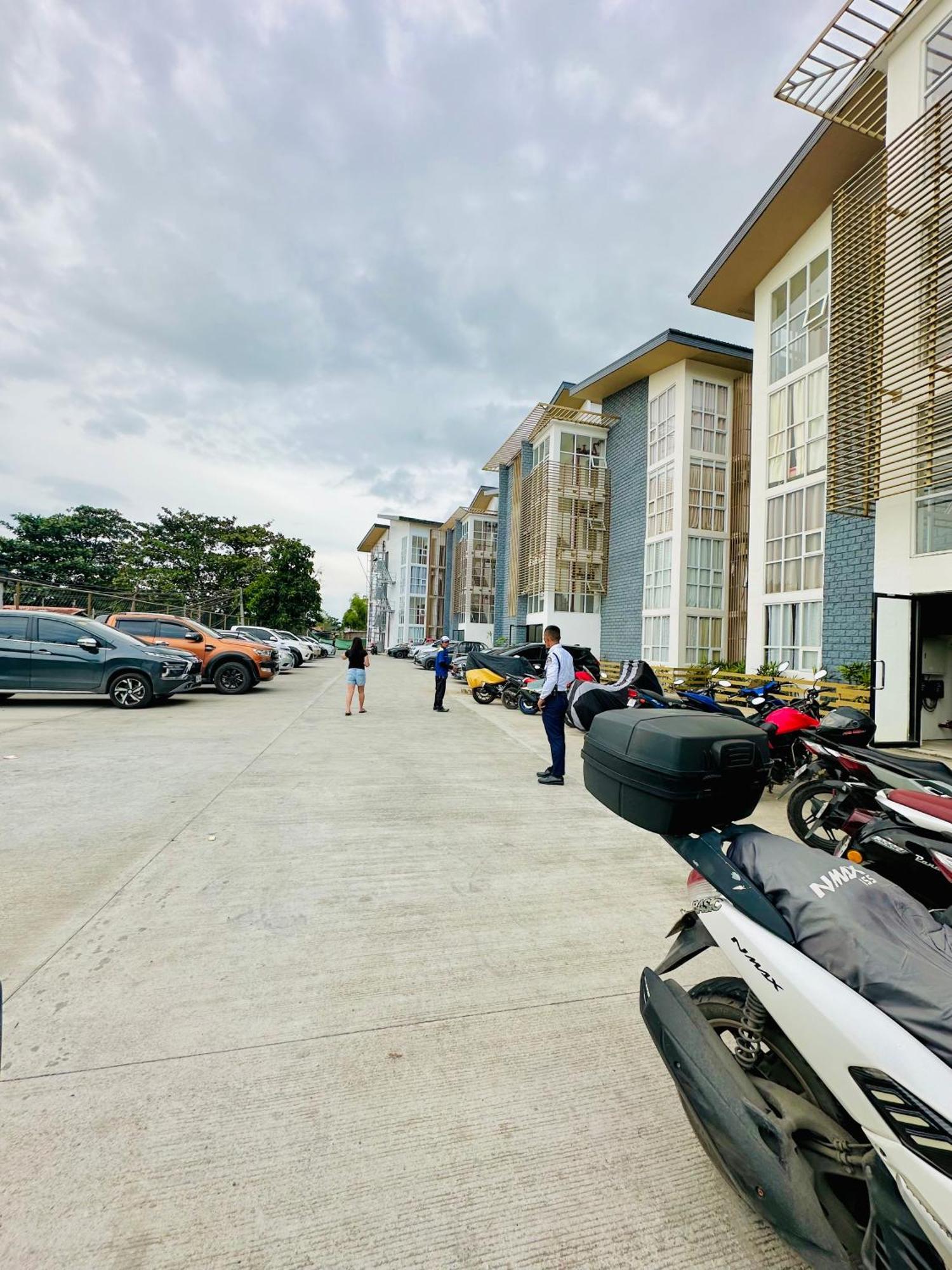 Hostel Phase 2 Bldg 1, Unit 1208, Bayanihan Flats 2 Mactan