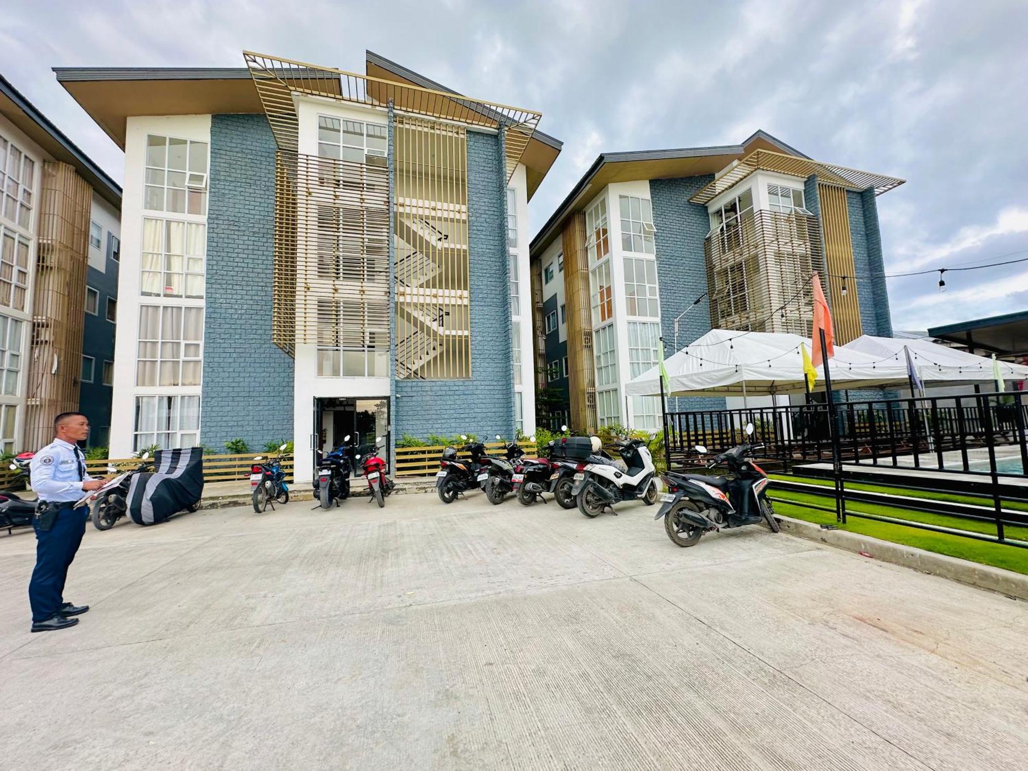 Phase 2 Bldg 1, Unit 1208, Bayanihan Flats 2 Mactan Hostel Lapu-Lapu City