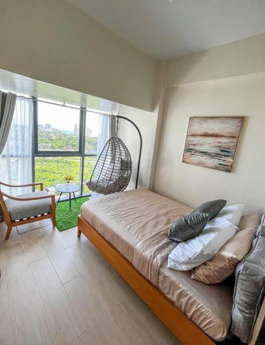 Thenest At Onemanchester, Mactan Newtown-12th Floor Apartment *
