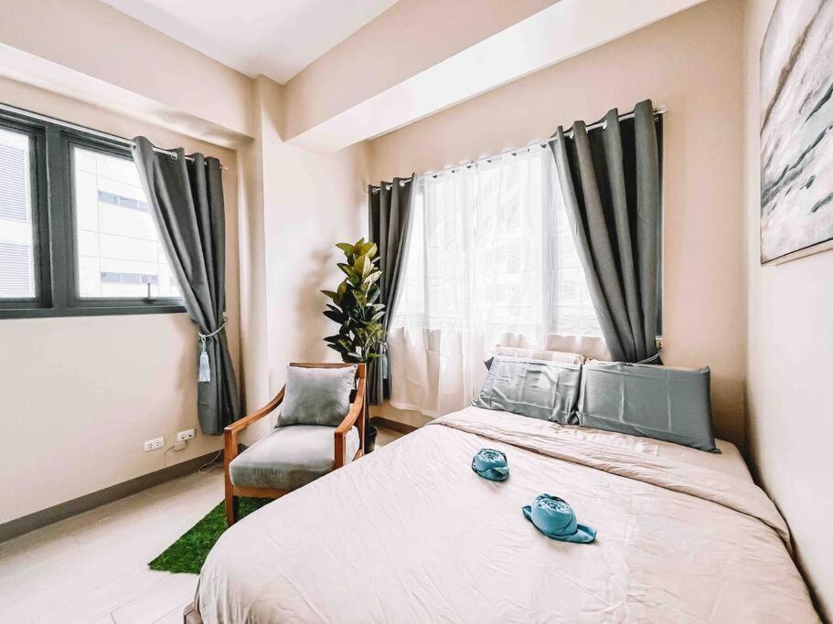 Rustic Retreat In Mactan Newtown Apartment