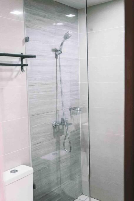 Apartment Rustic Retreat In Mactan Newtown *