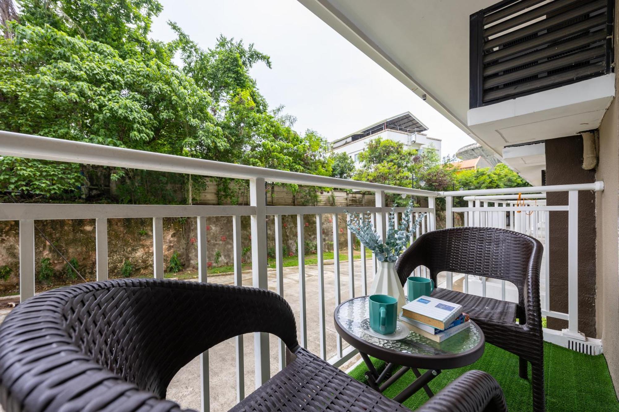 Amani 107b, 3 Minutes To Airport, With Gym & Pool ,fast Wifi, Free Netflix