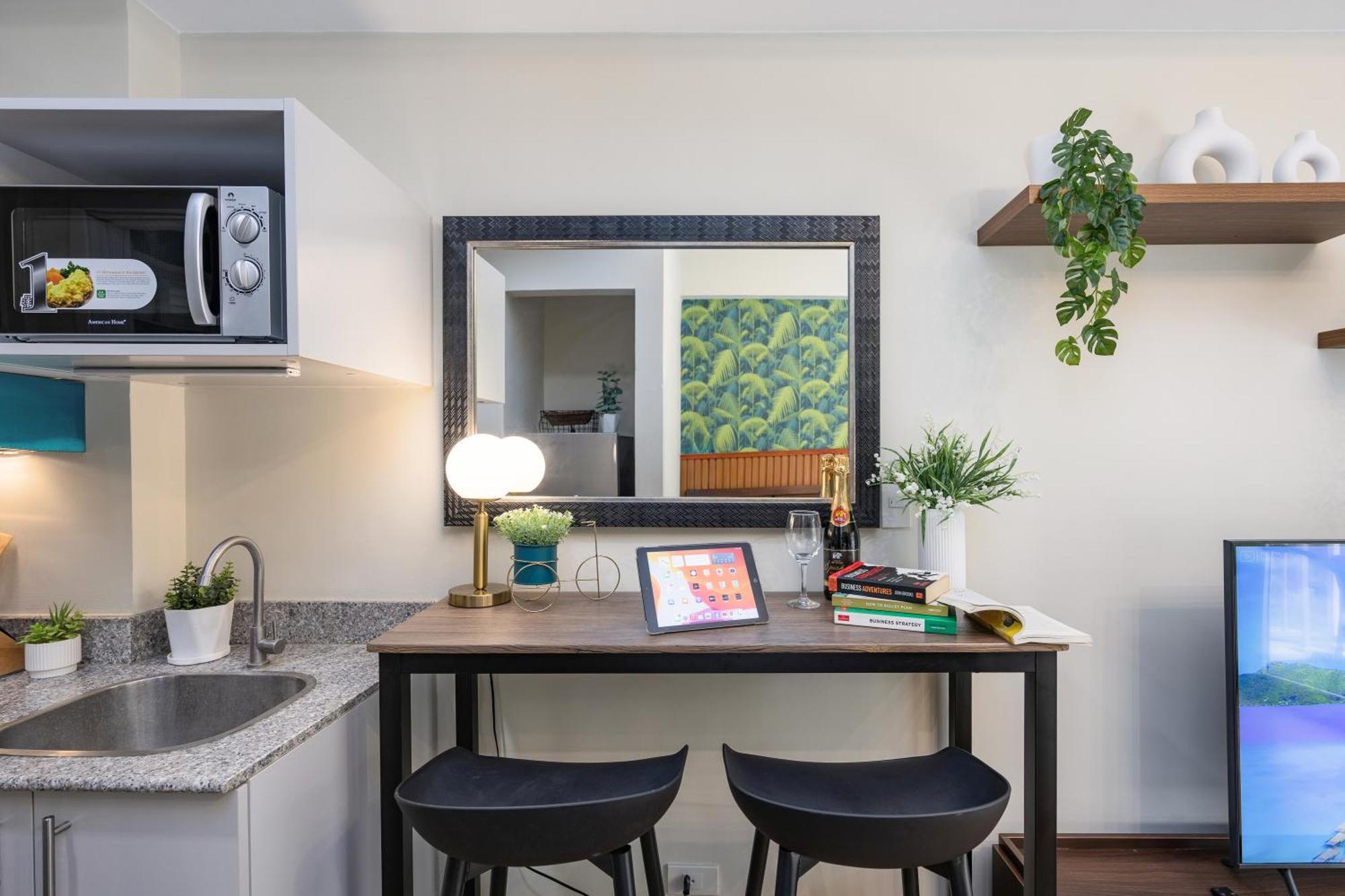 Amani 107b, 3 Minutes To Airport, With Gym & Pool ,fast Wifi, Free Netflix * Lapu-Lapu City