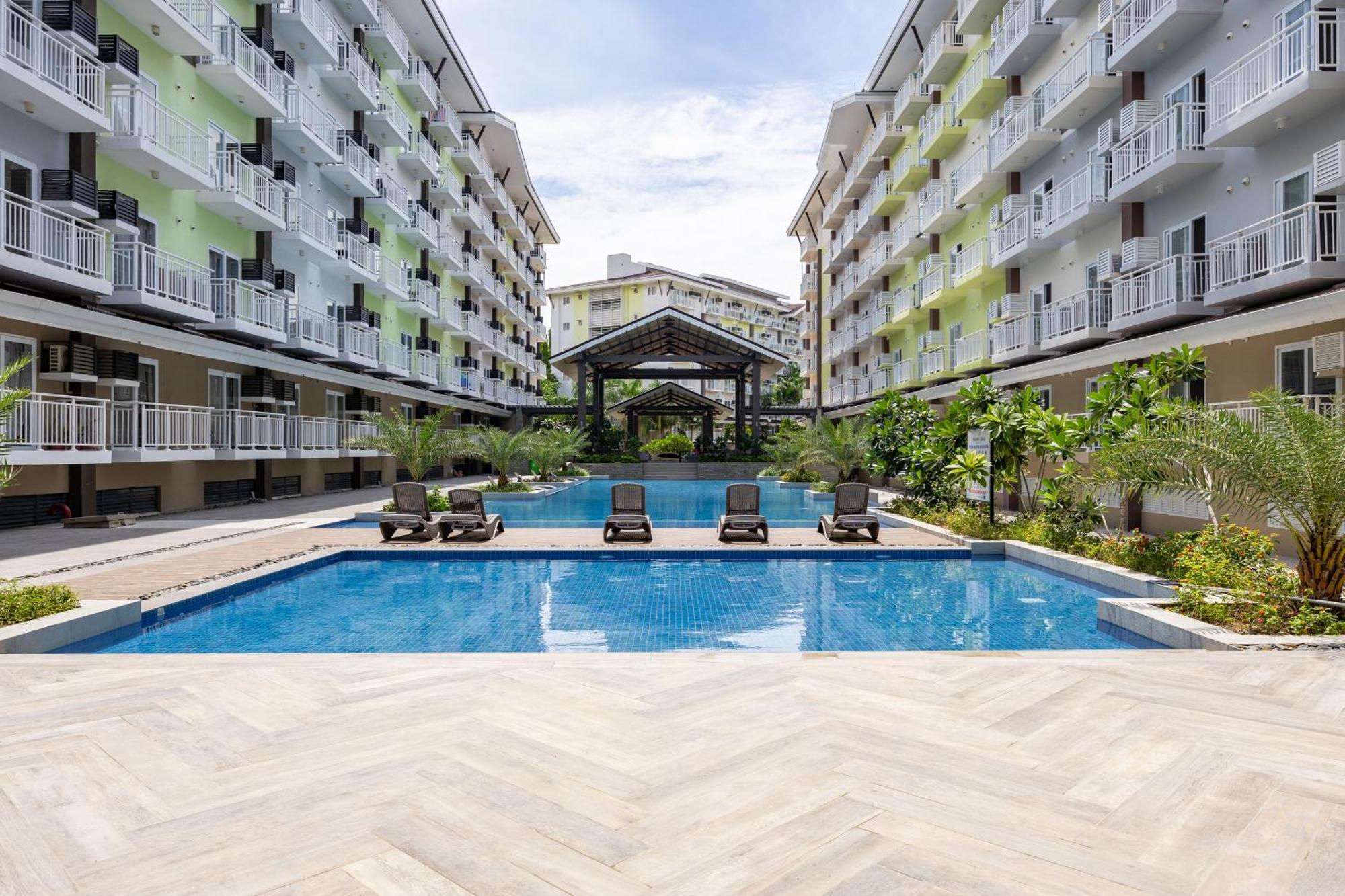 Amani 107b, 3 Minutes To Airport, With Gym & Pool ,fast Wifi, Free Netflix *