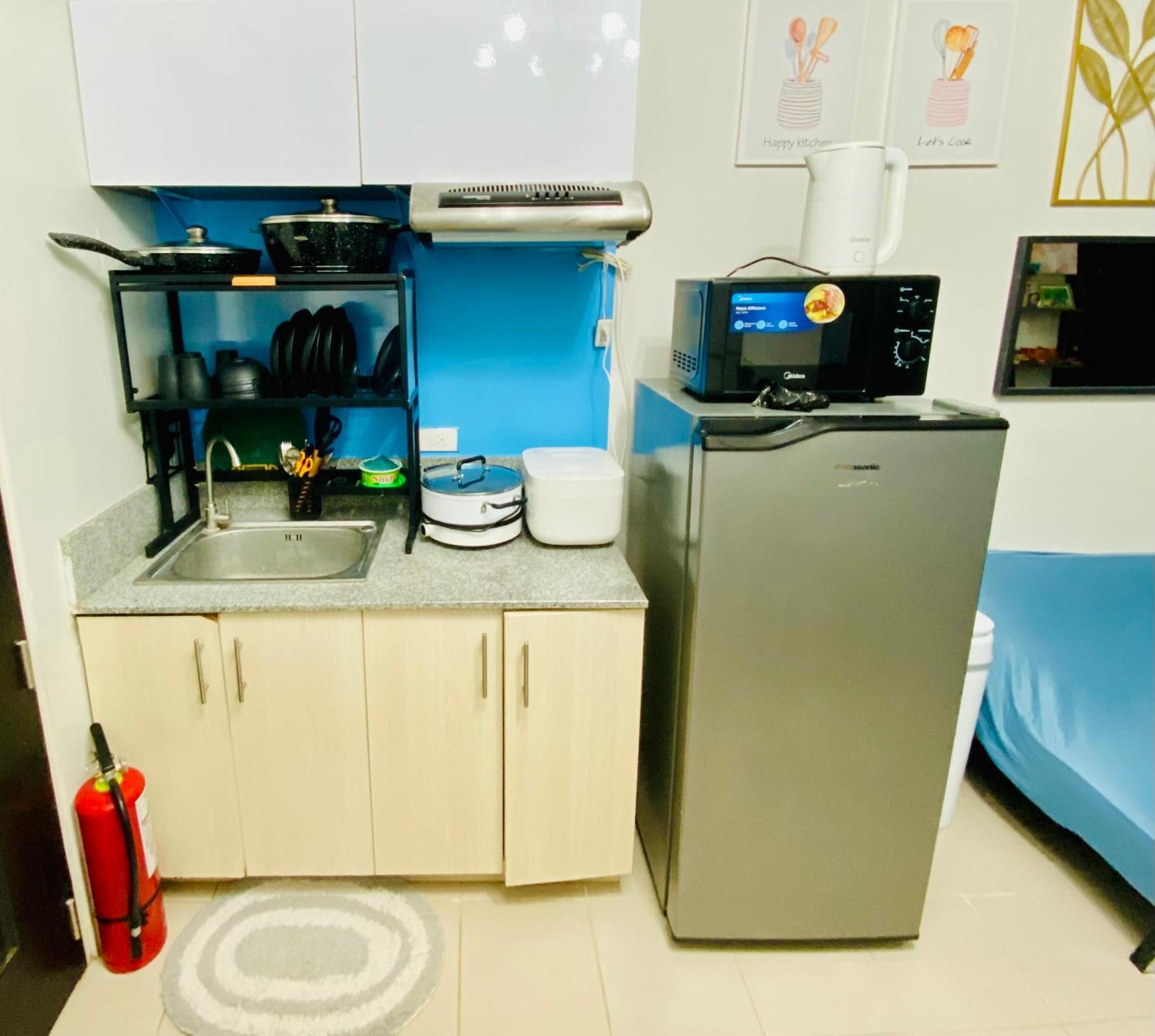 Renovated Furnished Near Airport, Malls And School Apartment Lapu-Lapu City