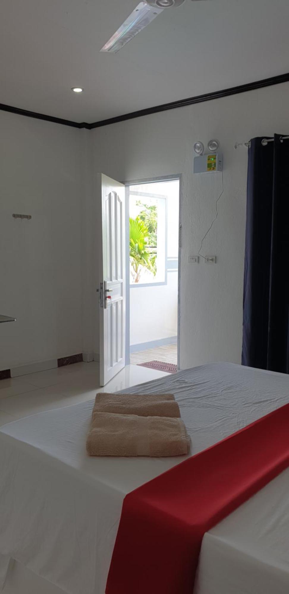 Hiddennest Guest house *