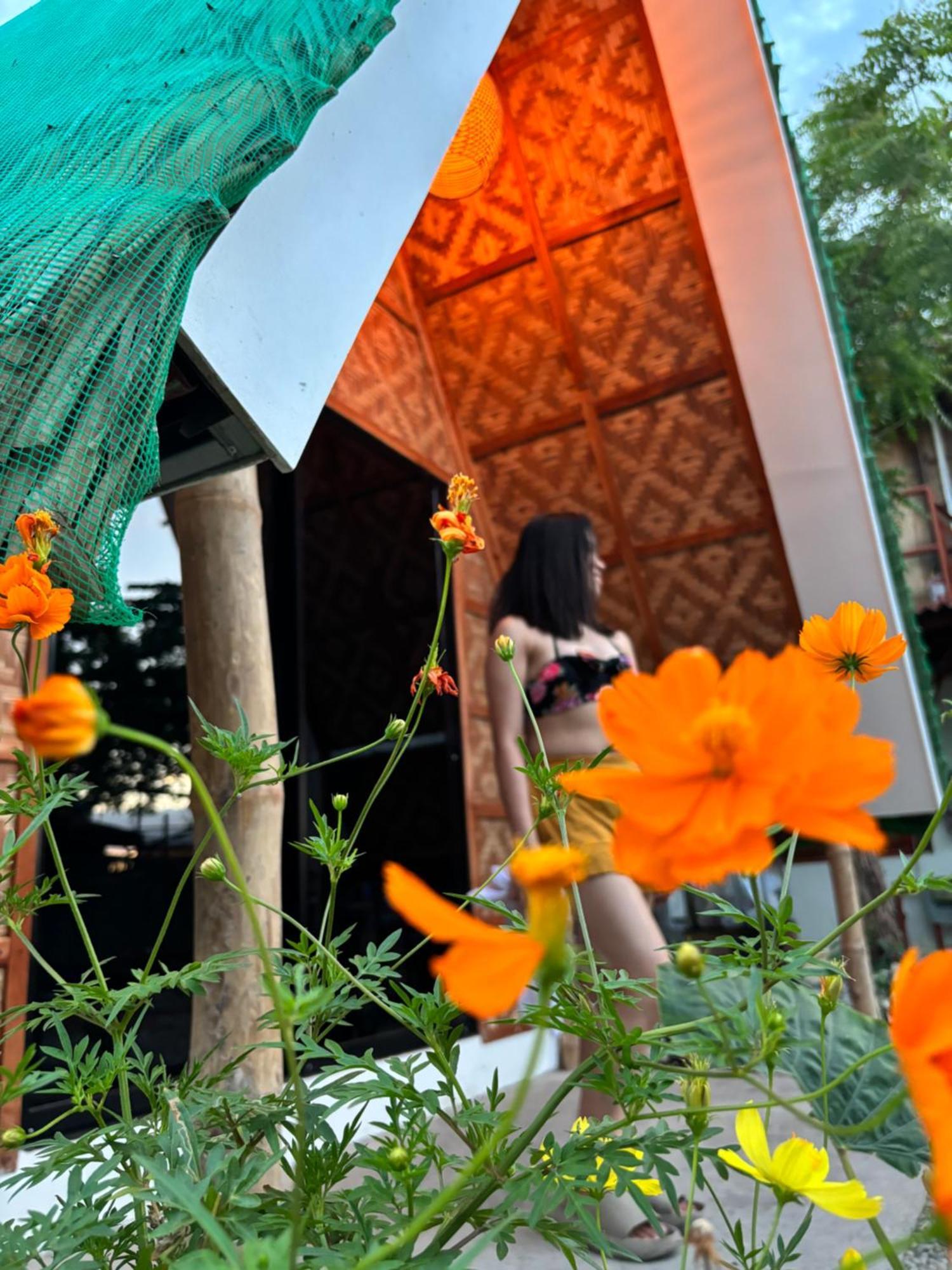 Chalet Lovi Panagsama Moalboal