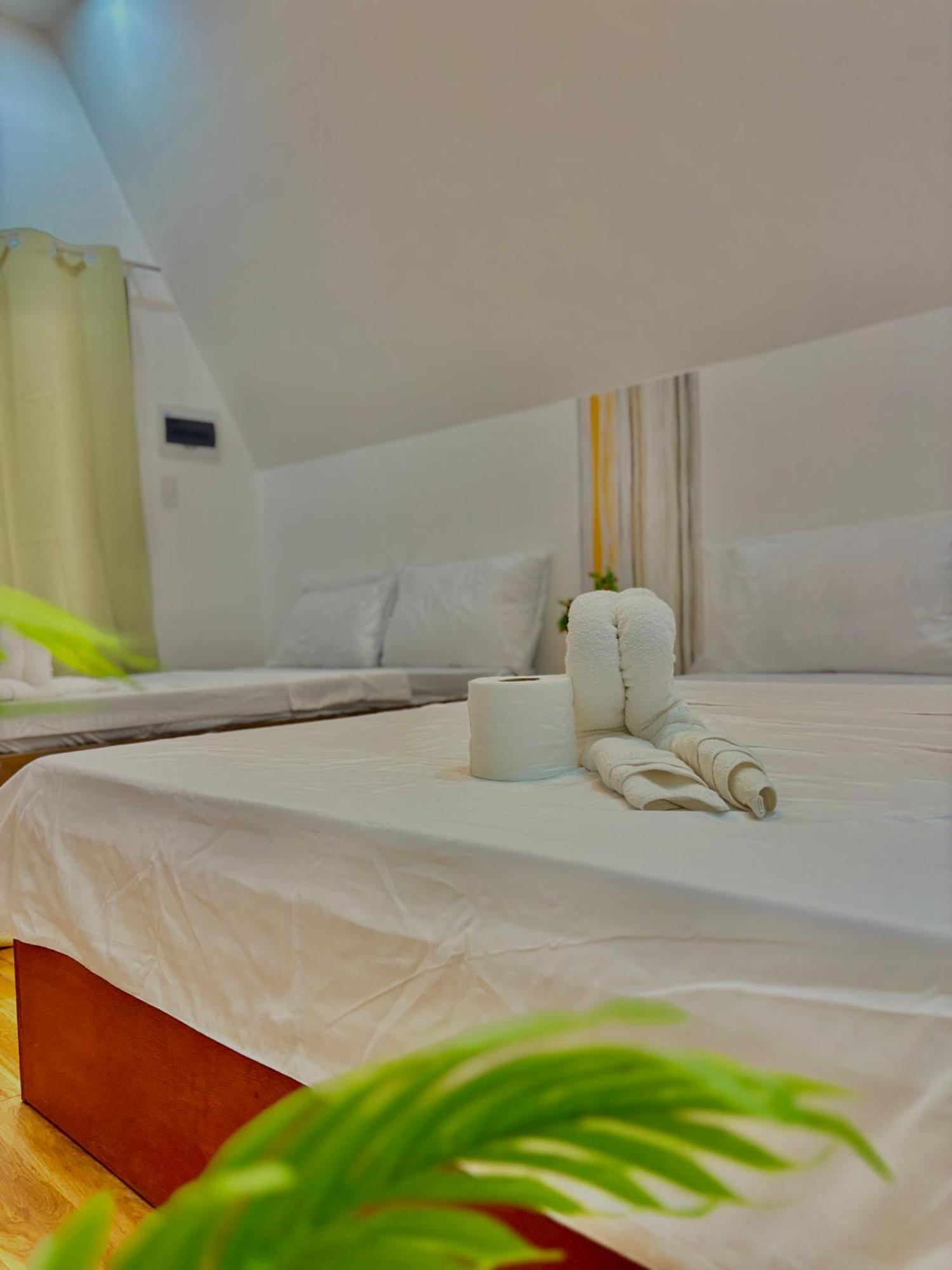 Chalet Lovi Panagsama Moalboal