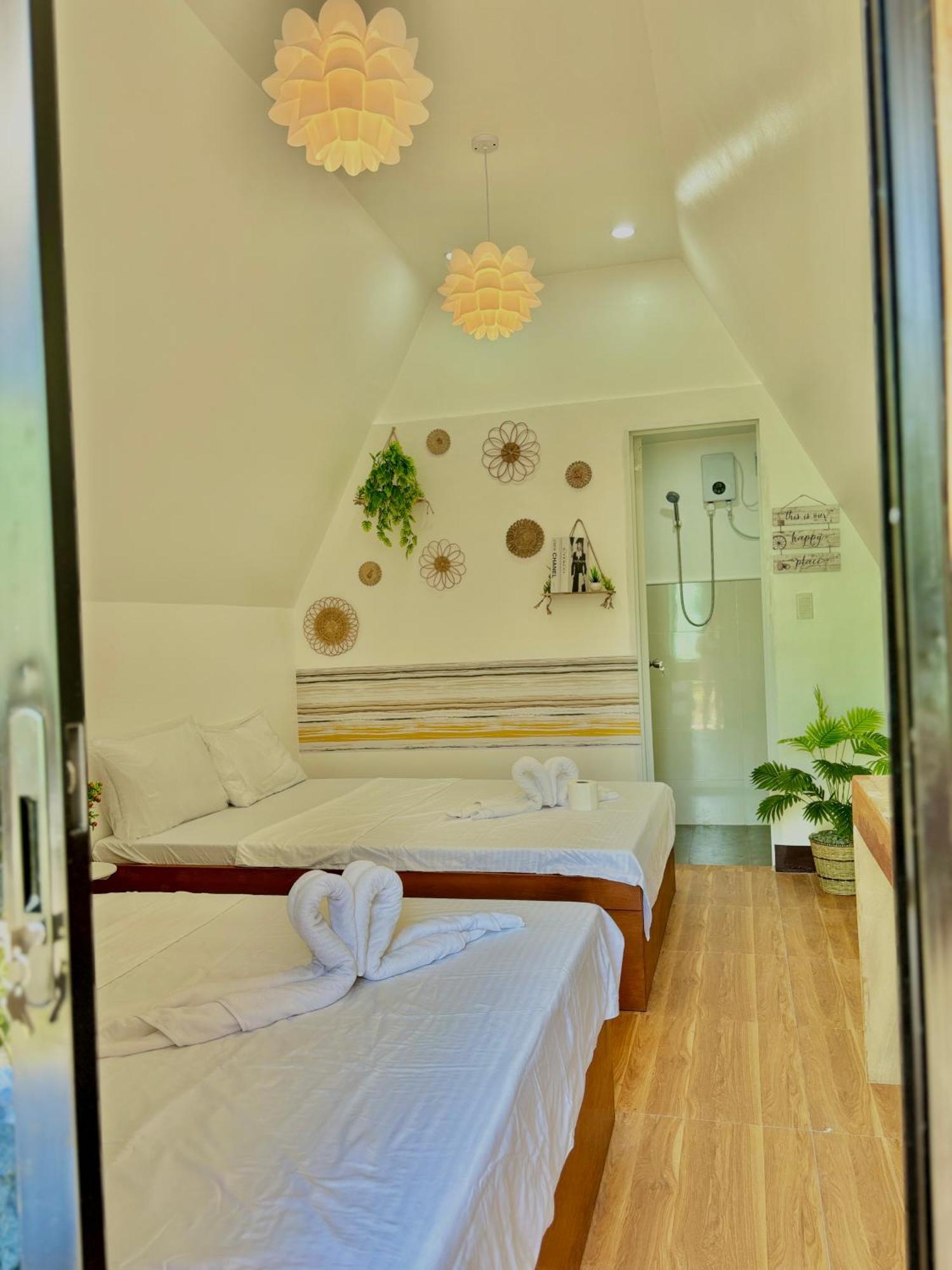 Chalet Lovi Panagsama Moalboal