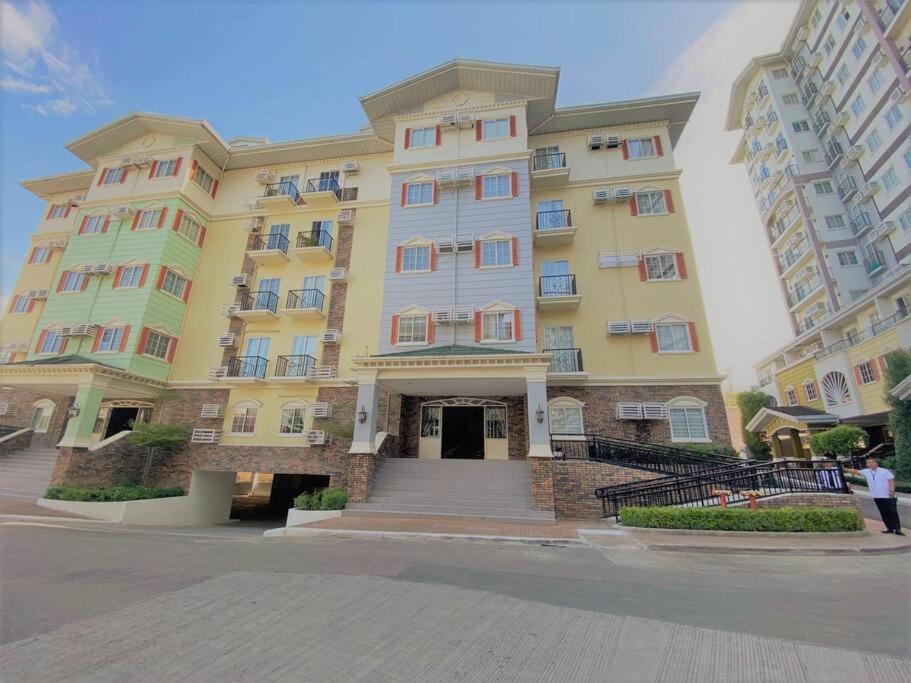 Apartment Cloud9condos - 1 Bedroom Hillside Corner Unit *