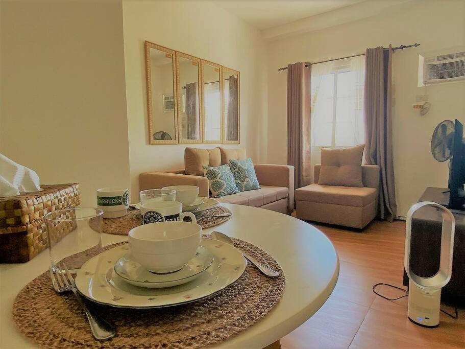 Cloud9condos - 1 Bedroom Hillside Corner Unit Apartment