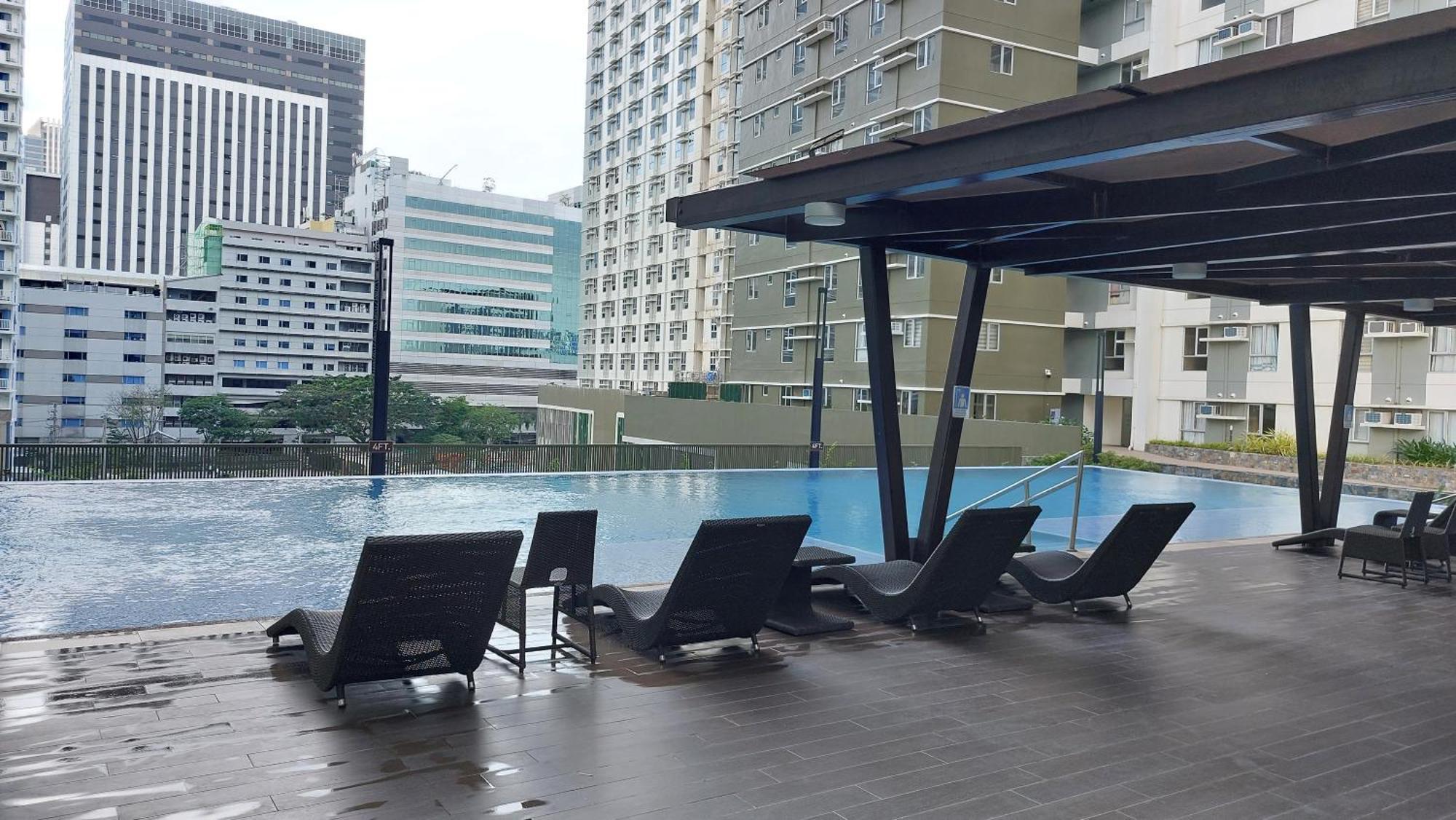 Cozy & Affordable Flat In It Park Avida Towers Riala T4815 Cebu