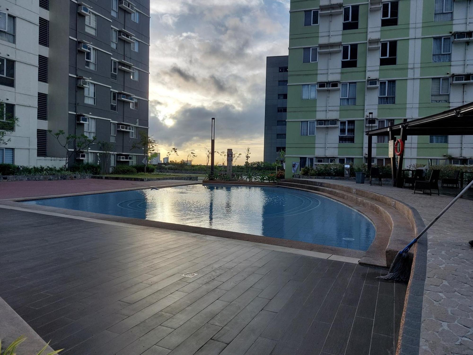 Apartment Cozy & Affordable Flat In It Park Avida Towers Riala T4815 Cebu