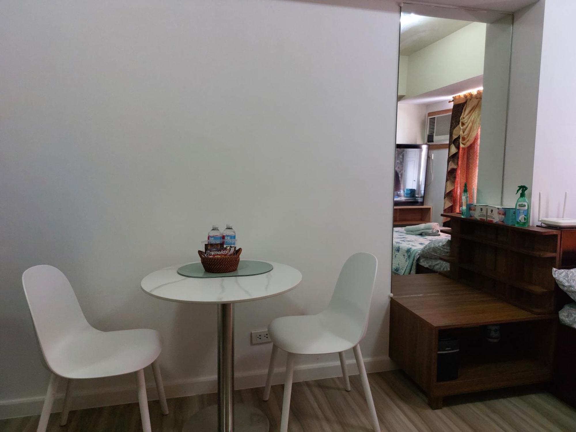 Cozy & Affordable Flat In It Park Avida Towers Riala T4815