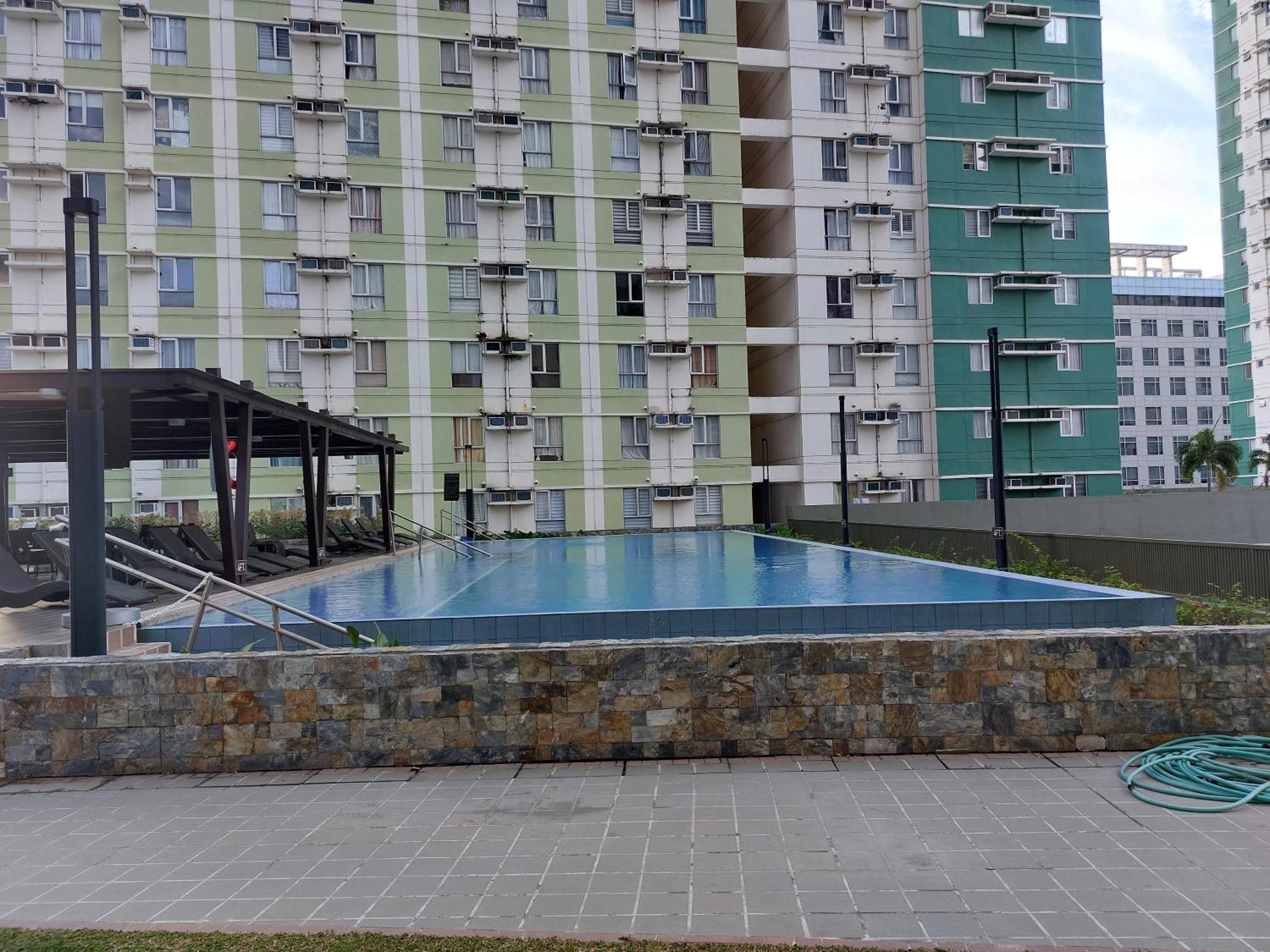 Cozy & Affordable Flat In It Park Avida Towers Riala T4815 Apartment