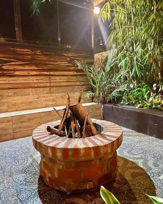 Cozy Log Mountain Cabin In Mabini With Breakfast Cebu