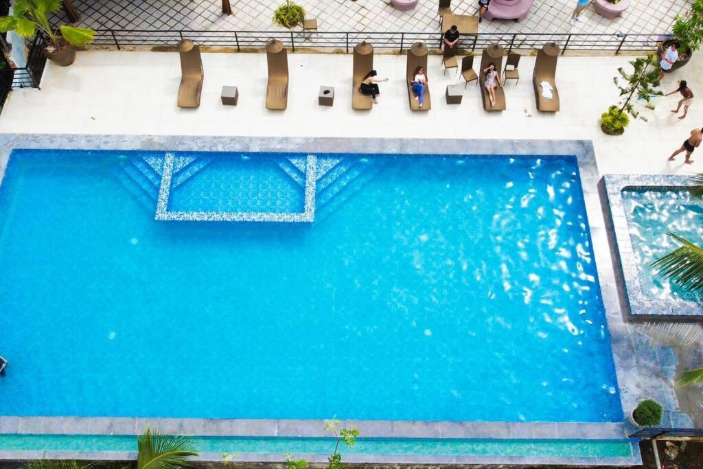 Cozy Log Mountain Cabin In Mabini With Breakfast Cebu