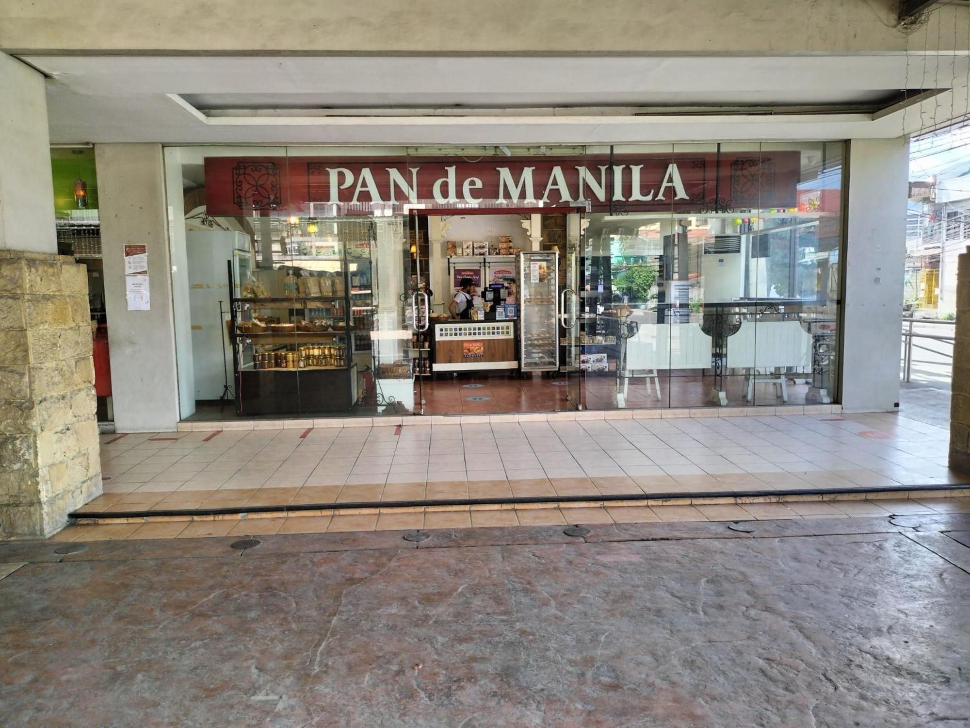 Comfy 33 The Persimmon Cebu