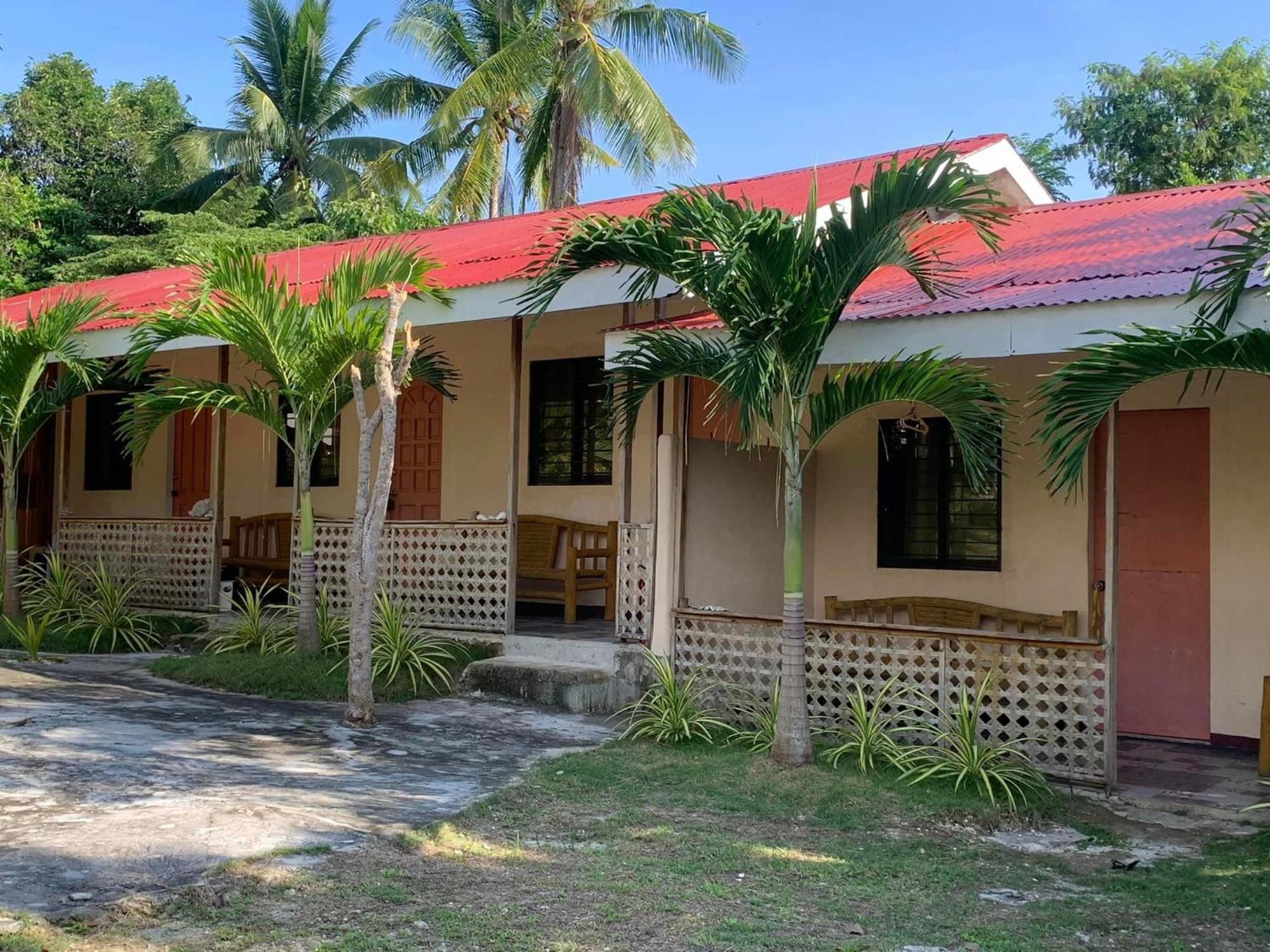 Palanas White Hotel