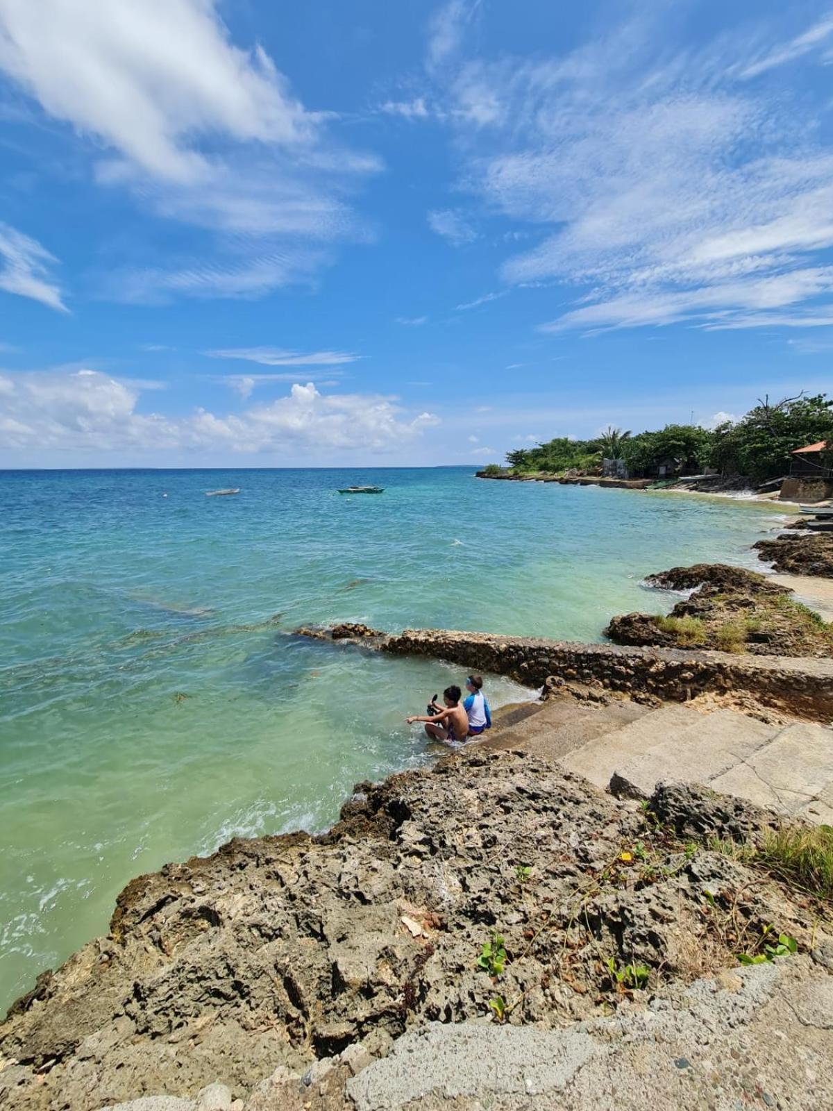 Casa Punta Seaside Spacious * San Remigio (Cebu)