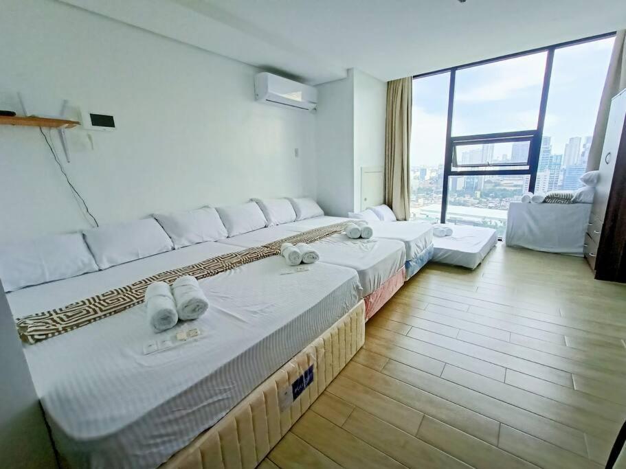 1908 Pool Gym Wi-fi With Netflix Near Ayala And It Park Cebu
